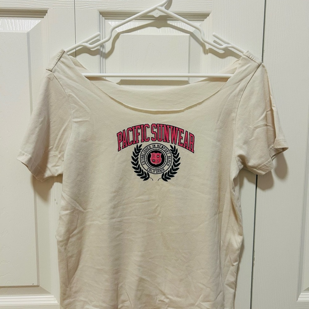 pacsun cut neckline t shirt